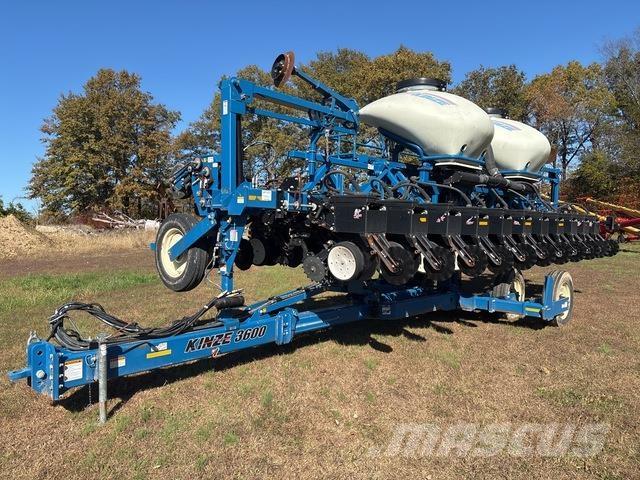 Kinze 3600 田植え機・種まき機