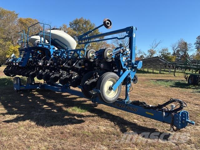 Kinze 3600 田植え機・種まき機