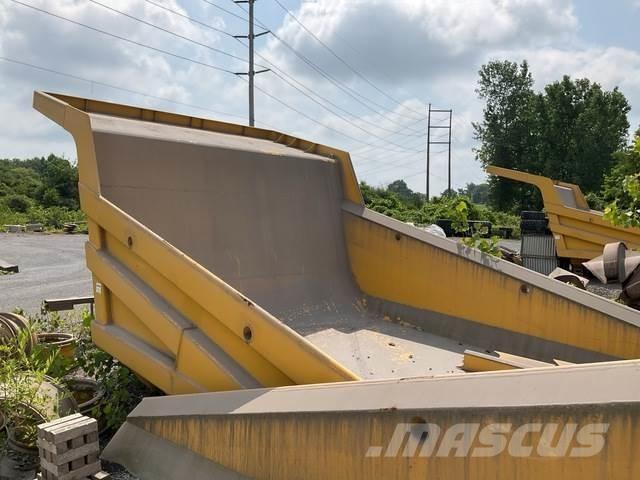 Komatsu  ボックストラック