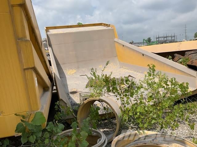 Komatsu  ボックストラック