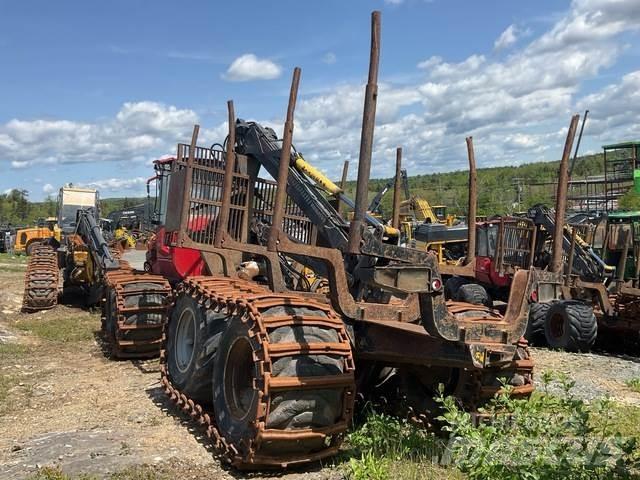 Komatsu 840.4 フォワーダー
