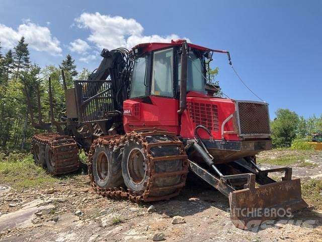 Komatsu 840.4 フォワーダー