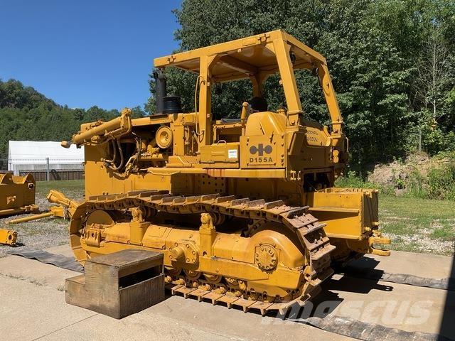 Komatsu D155-A ブルドーザー