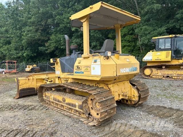 Komatsu D41E-6 ブルドーザー