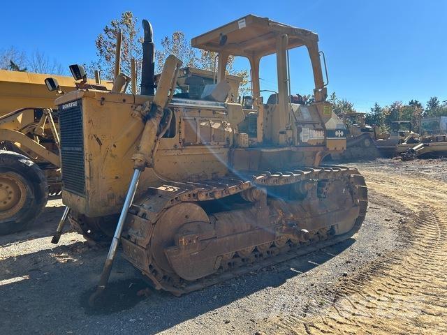 Komatsu D68E-1 ブルドーザー