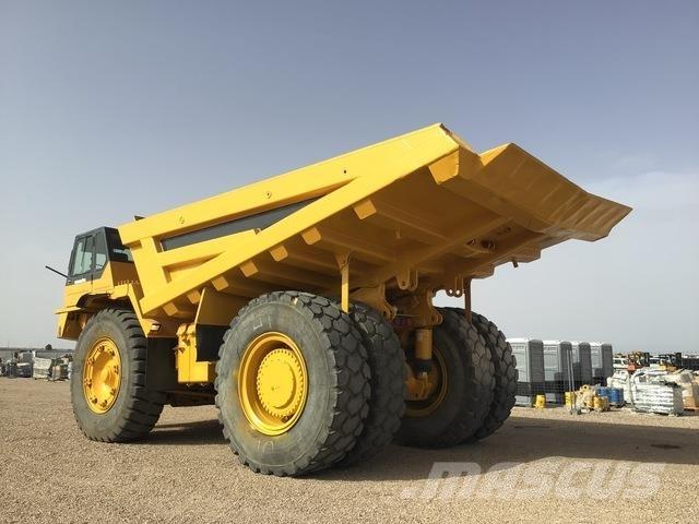 Komatsu HD785-5 アーティキュレート式ダンプトラック