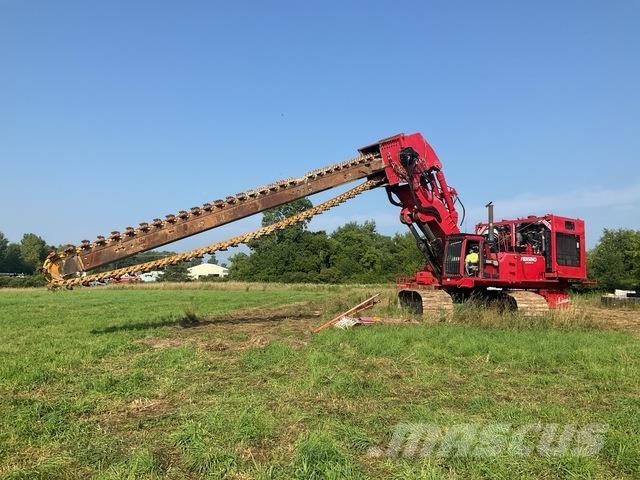 Komatsu PC750 トレンチャー