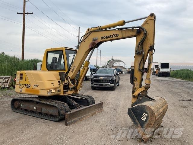 Komatsu PC75R 大型油圧ショベル12t以上（パワーショベル・ユンボ）