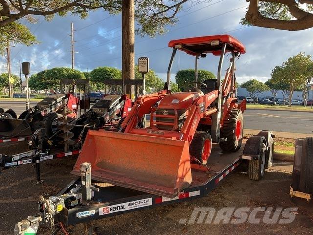 Kubota B26TLB バックホーローダー