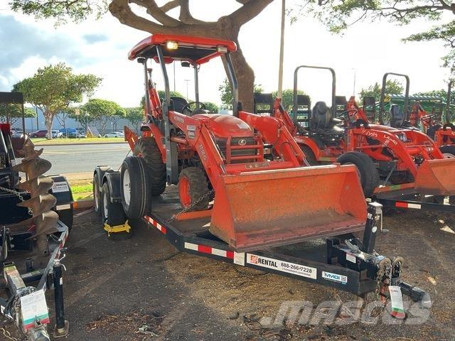 Kubota B26TLB バックホーローダー