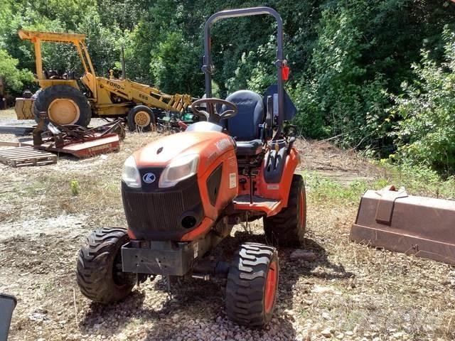 Kubota BX2380 コンパクトトラクター