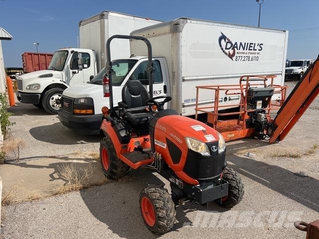 Kubota BX2380 コンパクトトラクター