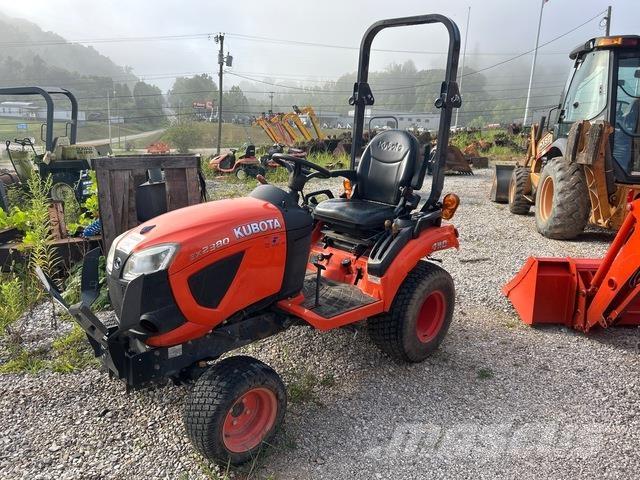Kubota BX2380 コンパクトトラクター