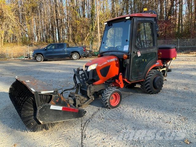 Kubota BX2380 コンパクトトラクター