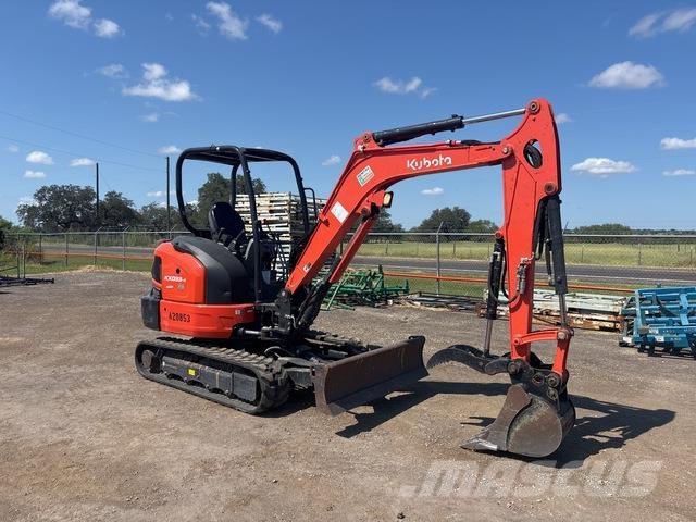Kubota KX033-4 大型油圧ショベル12t以上（パワーショベル・ユンボ）