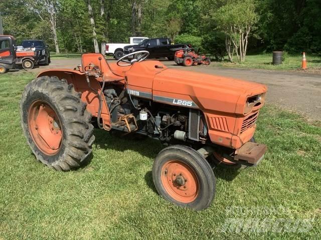 Kubota L285 トラクター