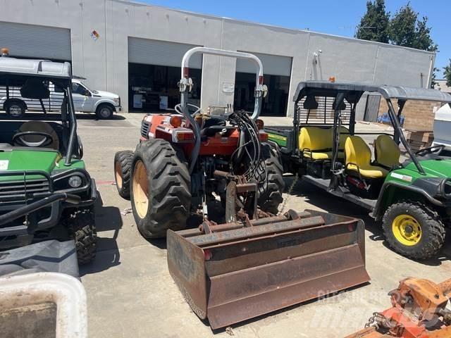 Kubota L3010D コンパクトトラクター