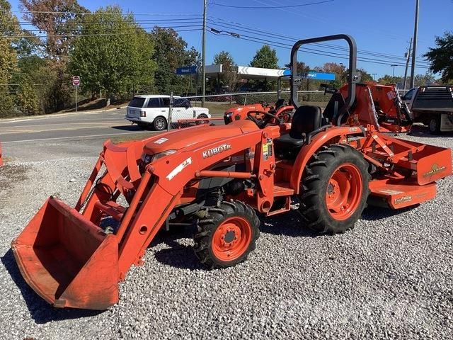 Kubota L3301DT コンパクトトラクター