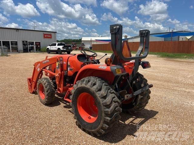 Kubota L3901D トラクター