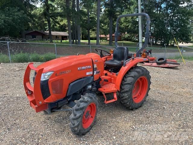 Kubota L3901DT コンパクトトラクター