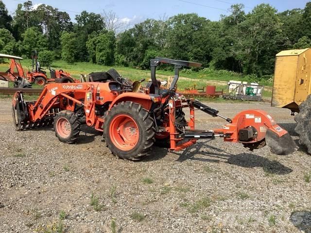 Kubota L3902DT コンパクトトラクター