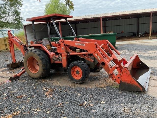 Kubota L48 バックホーローダー