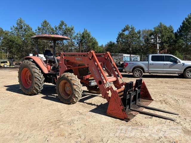 Kubota M105S トラクター
