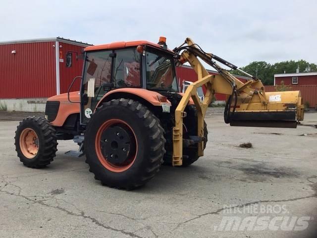 Kubota M105X トラクター