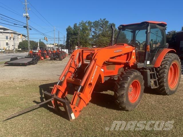Kubota M135GX トラクター