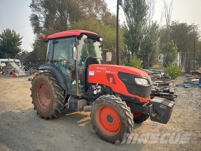 Kubota M4-071N コンパクトトラクター