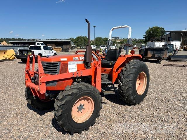 Kubota M5700 コンパクトトラクター