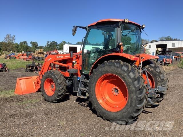 Kubota M6-141 コンパクトトラクター