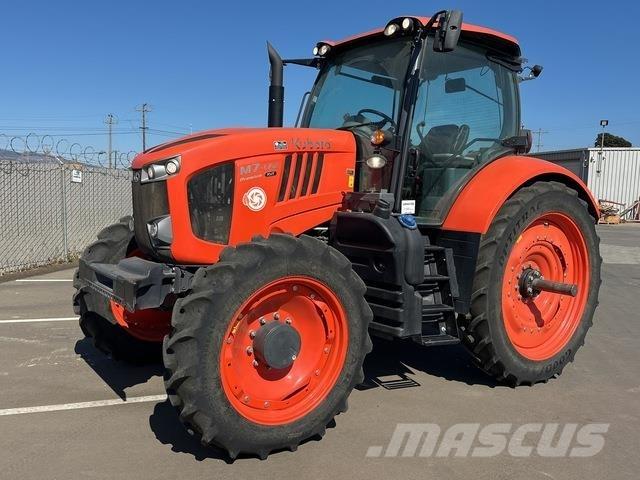 Kubota M7-172K トラクター