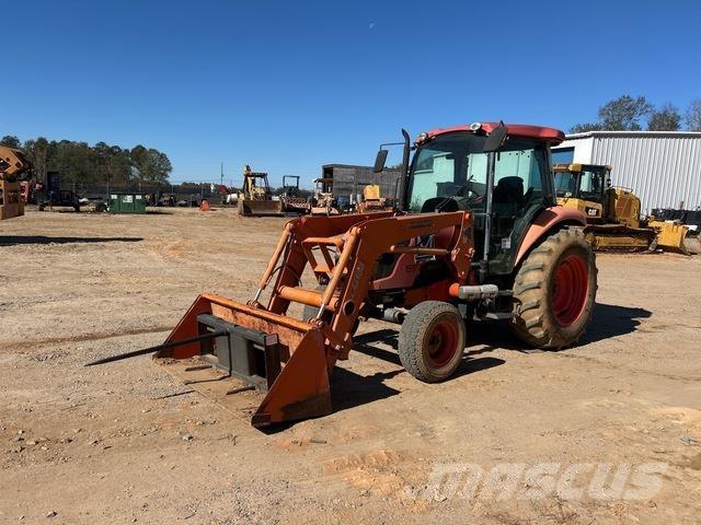 Kubota M7040F トラクター