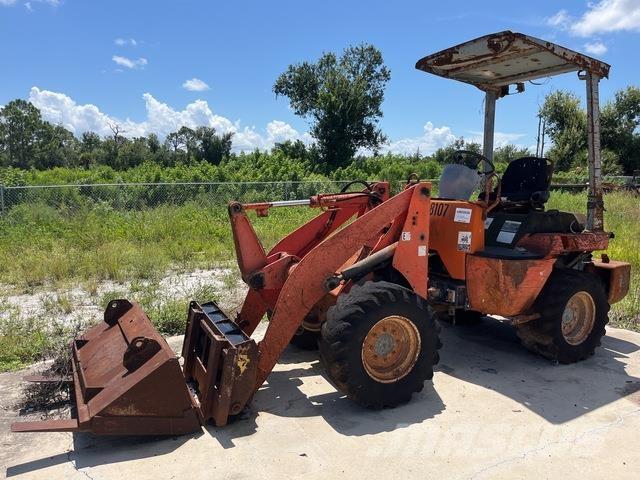 Kubota R420 ホイールローダー・タイヤショベル