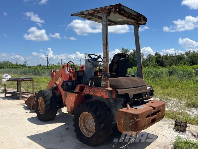 Kubota R420 ホイールローダー・タイヤショベル