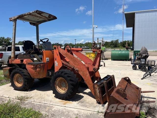 Kubota R420 ホイールローダー・タイヤショベル