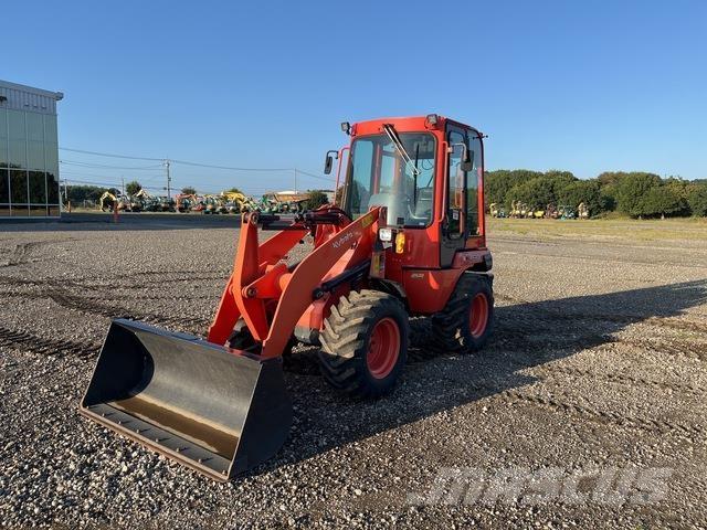 Kubota R530E ホイールローダー・タイヤショベル
