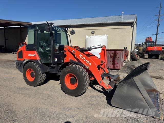 Kubota R640R43 ホイールローダー・タイヤショベル