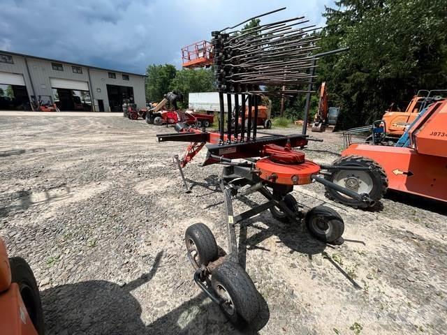 Kubota RA1042T テッダー・テッダーレーキ
