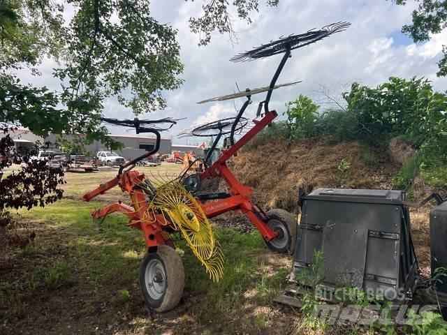 Kubota RA210CR テッダー・テッダーレーキ