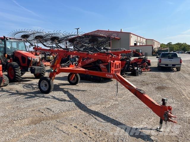Kubota RA210CR テッダー・テッダーレーキ