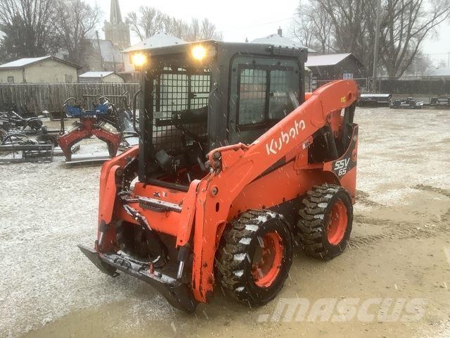 Kubota SSV65HC スキッドステアローダー