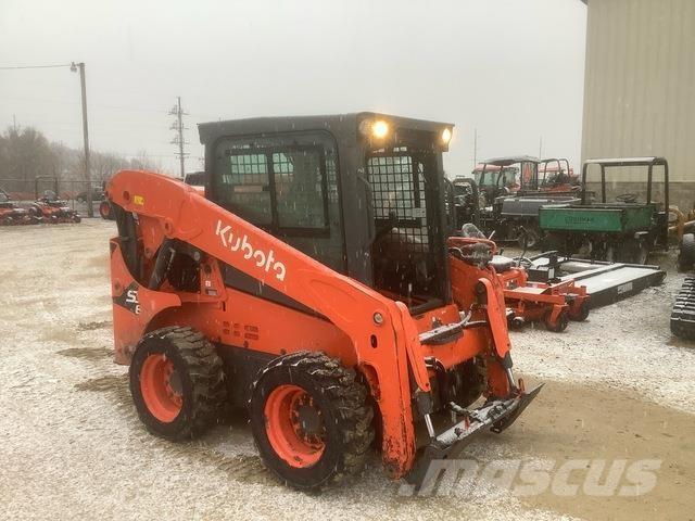 Kubota SSV65HC スキッドステアローダー