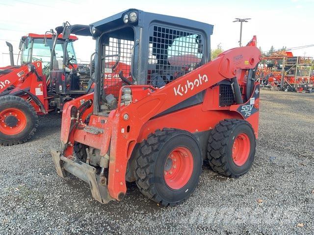 Kubota SSV75 スキッドステアローダー
