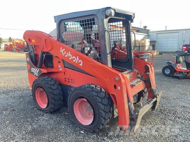Kubota SSV75 スキッドステアローダー
