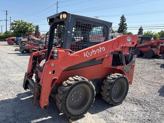 Kubota SSV75H スキッドステアローダー