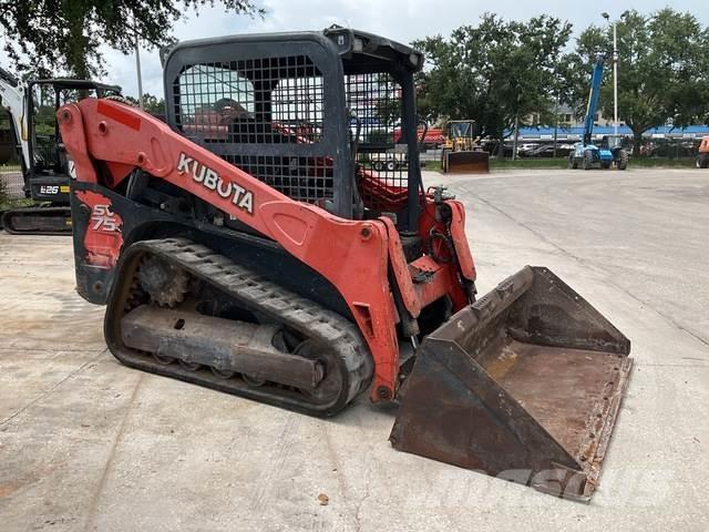 Kubota SVL75-2 スキッドステアローダー