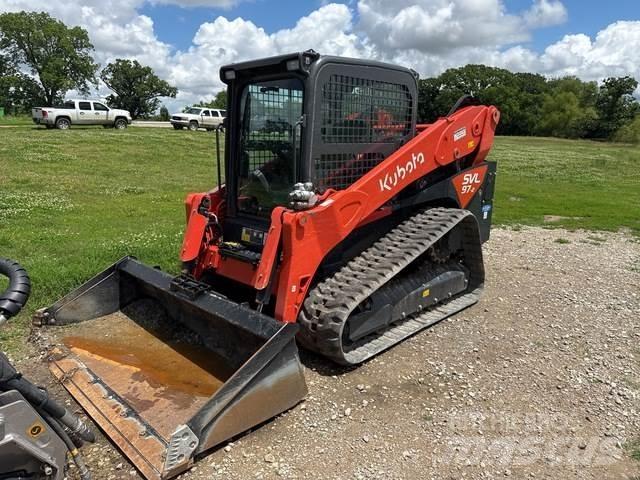 Kubota SVL97-2 スキッドステアローダー
