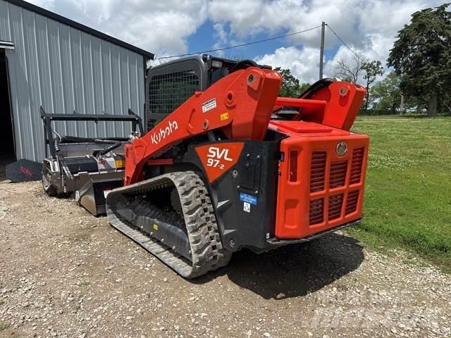 Kubota SVL97-2 スキッドステアローダー
